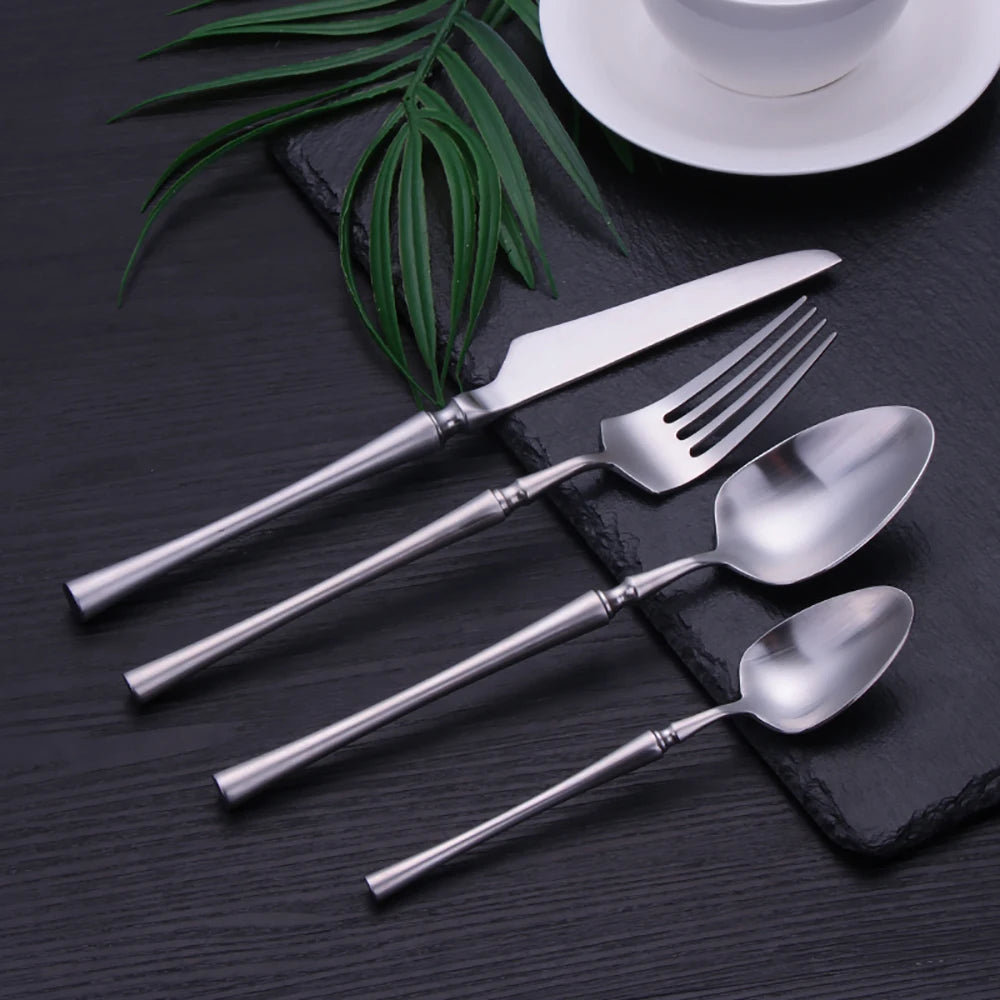 Solenne Flatware Set