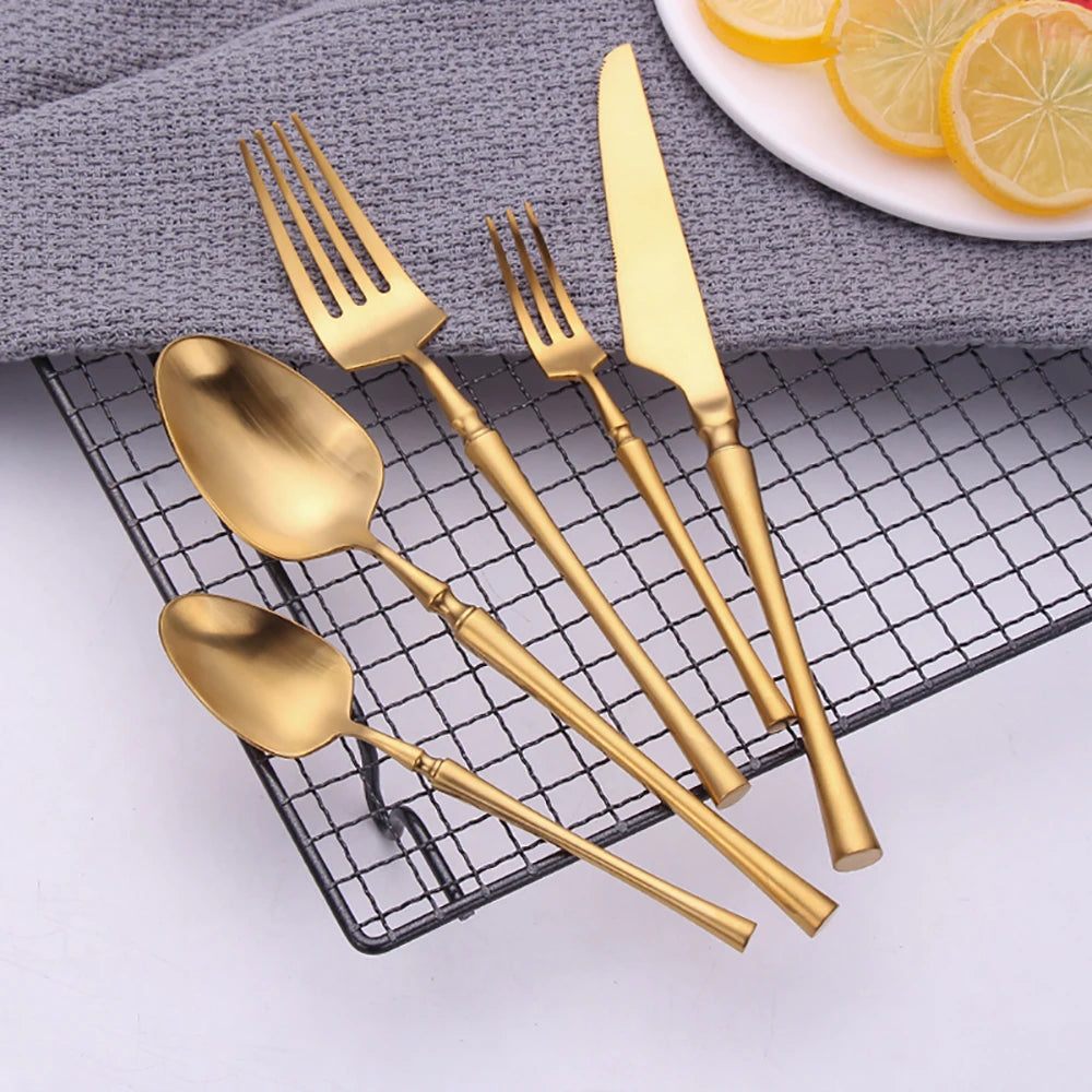 Solenne Flatware Set
