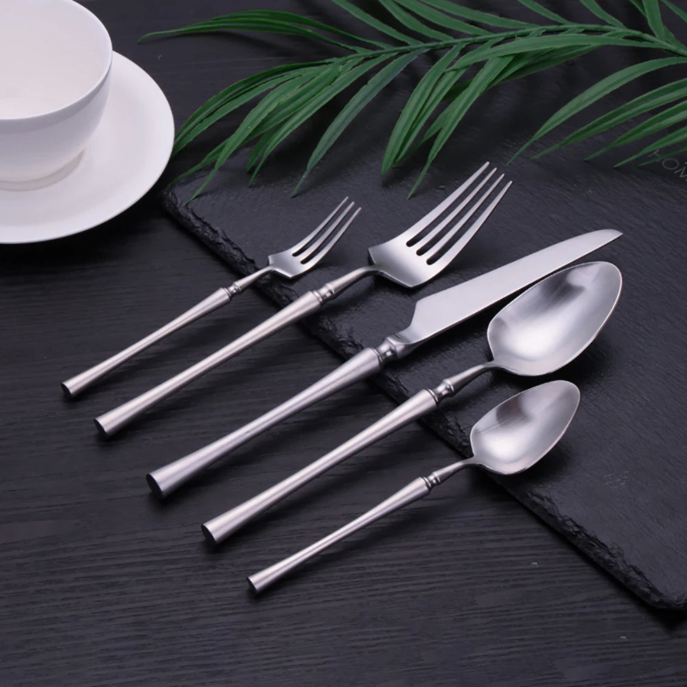 Solenne Flatware Set