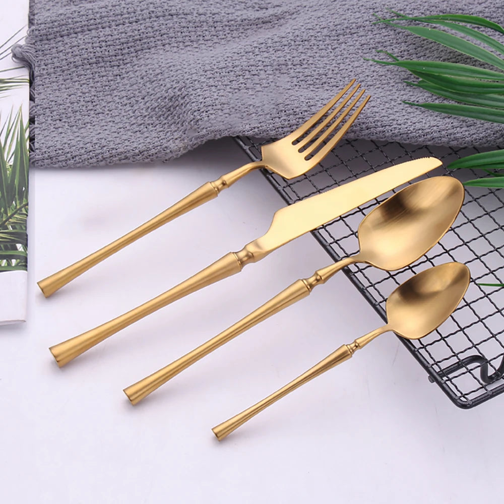 Solenne Flatware Set